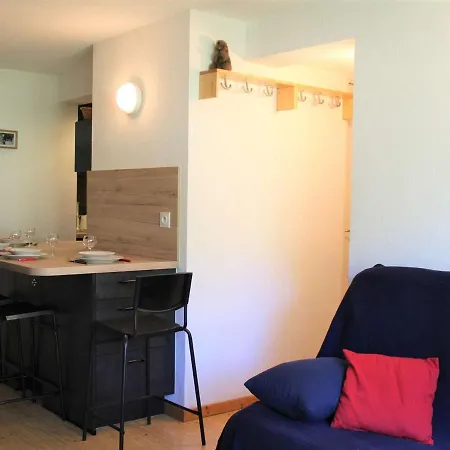 Apartment Au Coeur De Vars Les Claux, 2 Pieces, 4 Couchages, Proche Pistes Et Commerces - Fr-1-330b-129 Vars (Hautes-Alpes)